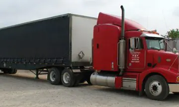 A stretch float tractor trailer
